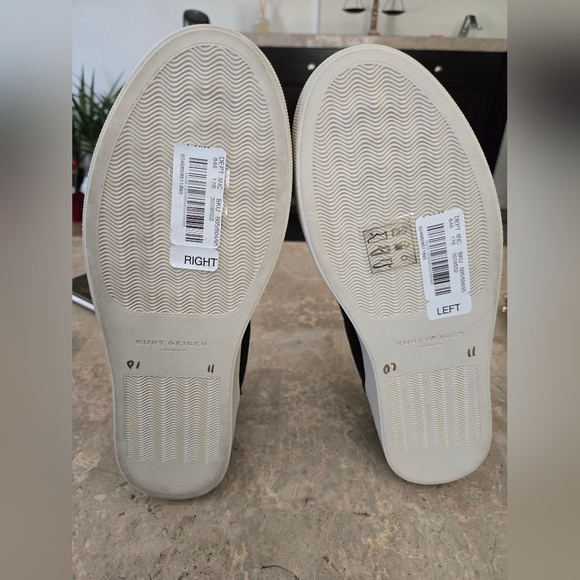 Kurt Geiger London Lana Embossed Leather Trim Metallic Cap Toe Sneakers.  S-42 - Picture 8 of 9